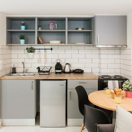Be Based In This Groovy Loft In The City Center!! Афины Экстерьер фото
