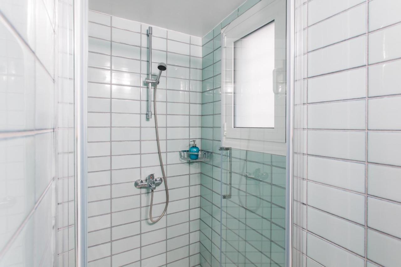 Be Based In This Groovy Loft In The City Center!! Афины Экстерьер фото